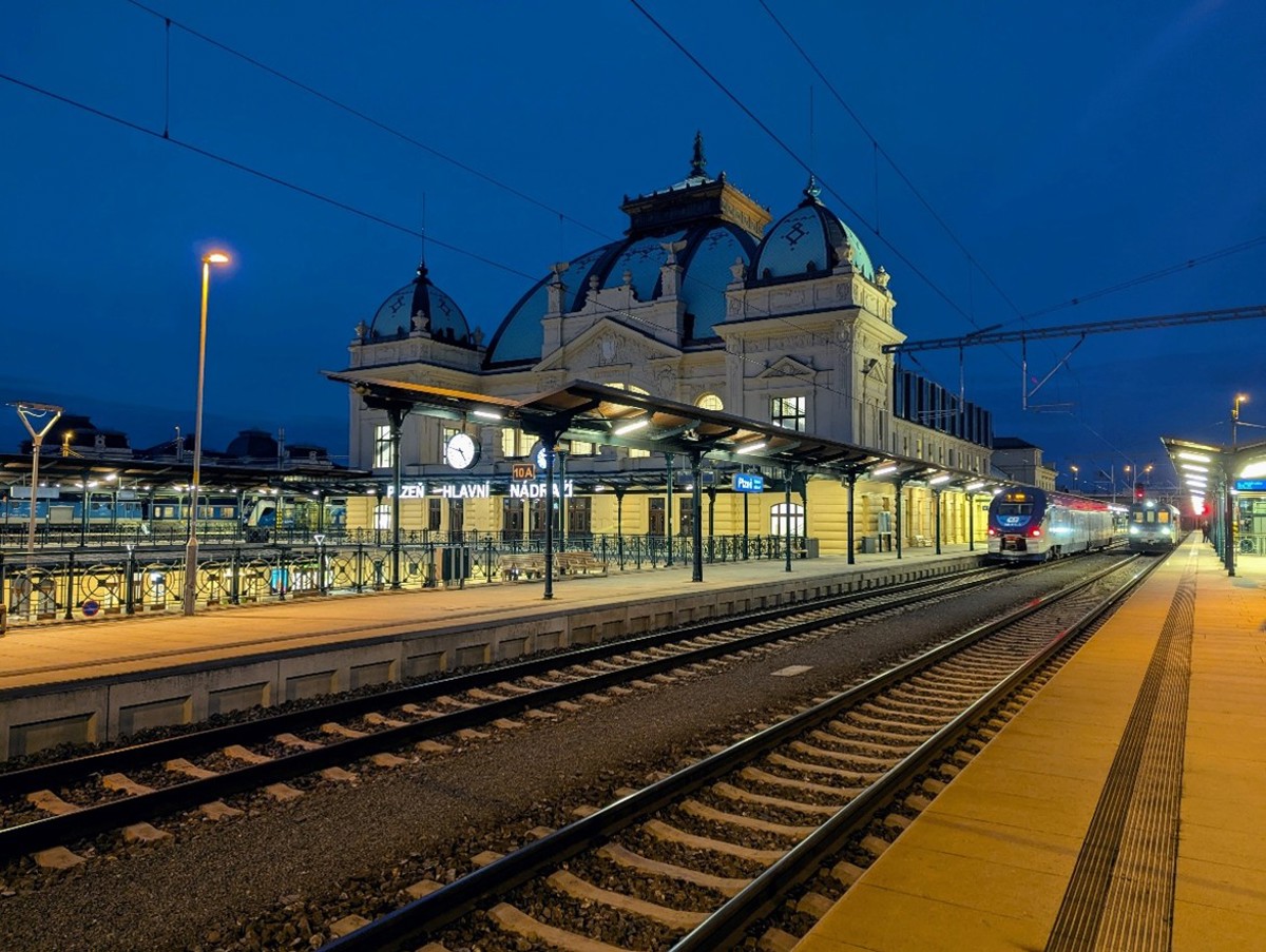 Efficient management of technologies at Plzeň Main Railway Station
